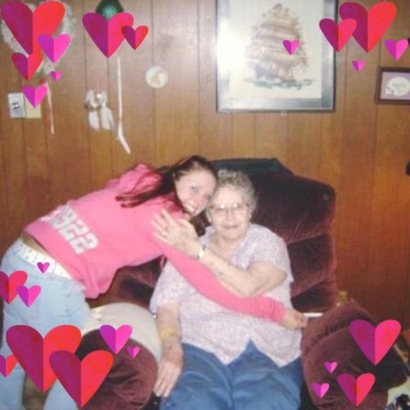 Meet your Posher, Jenn - Picture 1 of 1